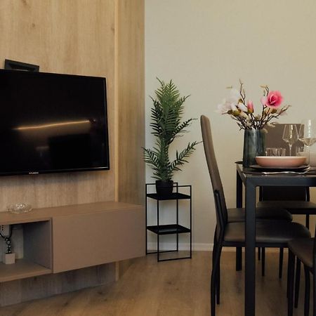 Newly Renovated Apartment ติรานา ภายนอก รูปภาพ