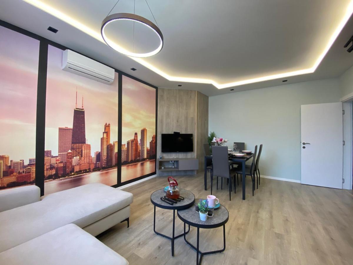 Newly Renovated Apartment ติรานา ภายนอก รูปภาพ