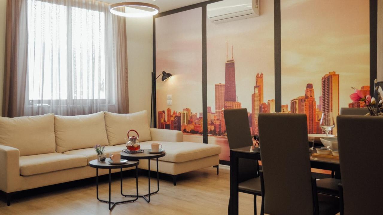 Newly Renovated Apartment ติรานา ภายนอก รูปภาพ